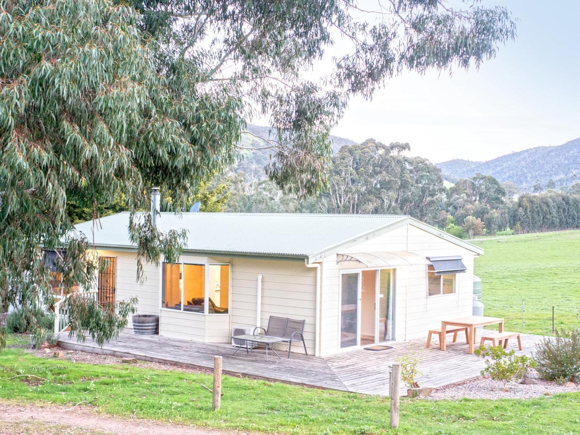 Stringybark, Halls On Falls Homestead Strath Creek Exterior photo